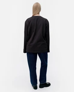 Marimekko Biitti Logo Placement