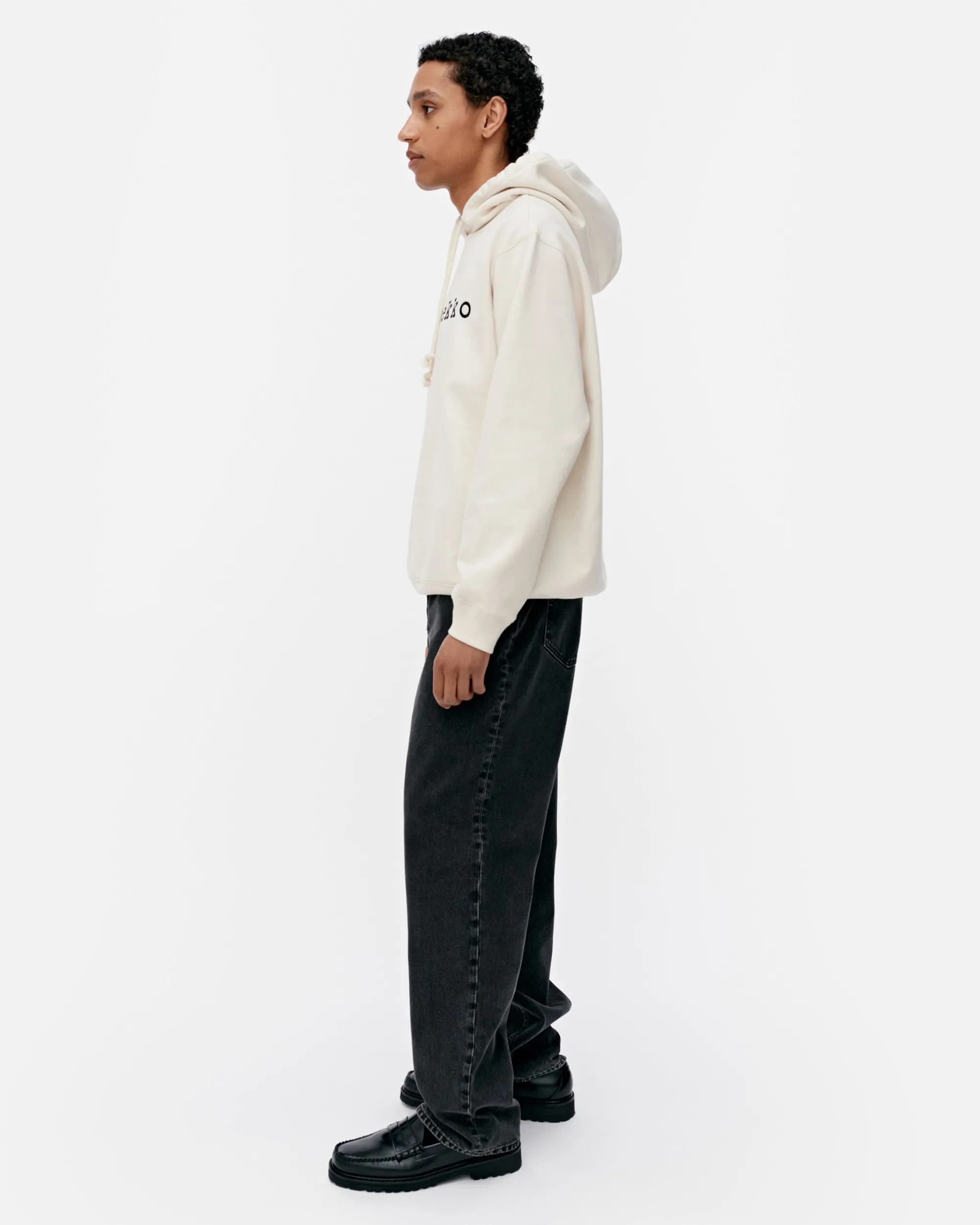 Marimekko Termi Logo Placement