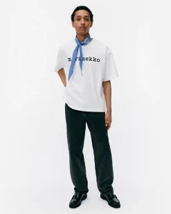 Marimekko Veisto Logo Placement